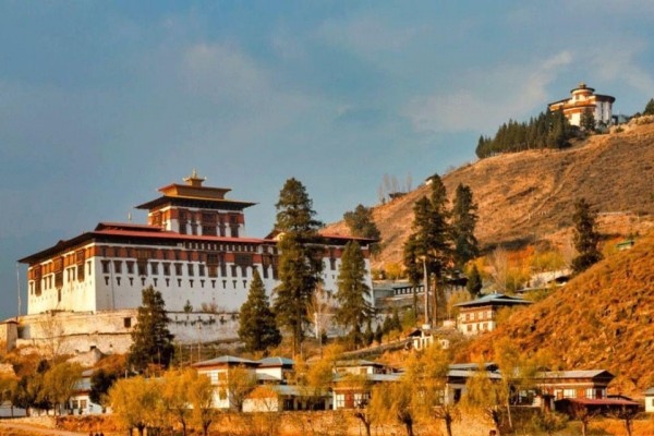 DU LỊCH QUỐC GIA HẠNH PHÚC BHUTAN 2026 NƠI NHỮNG DẤU TÍCH LINH THIÊNG GIỮA TRỜI HIMALAYA TOUR 5 NGÀY 4 ĐÊM KHỞI HÀNH TỪ HÀ NỘI VÀ TP HỒ CHÍ MINH 