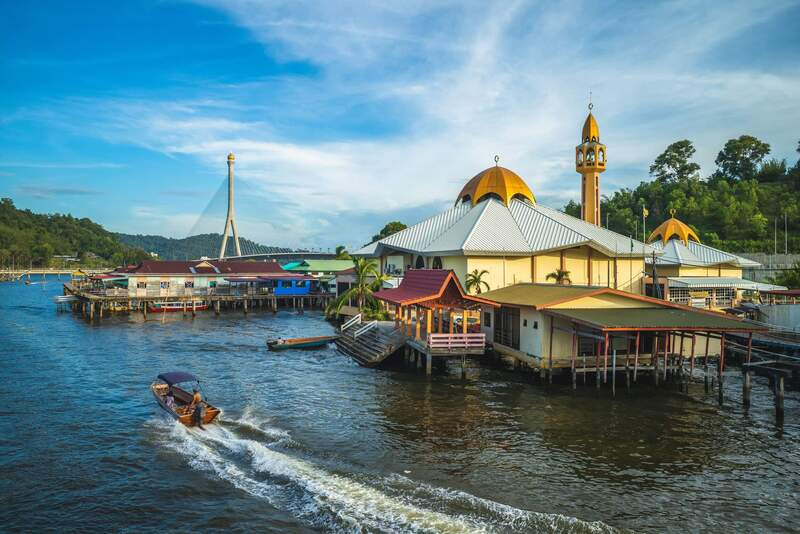 DU LỊCH BRUNEI CÓ AN TOÀN KHÔNG KHÁM PHÁ VƯƠNG QUỐC GIÀU CÓ ĐƯỢC MỆNH DANH VIÊN NGỌC XANH CỦA ĐÔNG NAM Á NƠI GIAO THOA CÁC NỀN VĂN HÓA ĐẠO HỒI VÀ TRUNG HOA TOUR 5 NGÀY 4 ĐÊM TỪ HÀ NỘI TP HCM