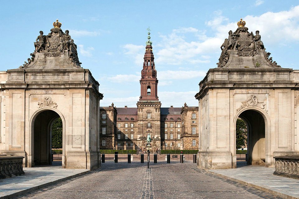 TOUR DU LỊCH 7 NƯỚC CHÂU ÂU ĐỘC ĐÁO BÊN BỜ BIỂN BALTIC XINH ĐẸP VÙNG ĐÔNG BẮC CHÂU ÂU ĐAN MẠCH - NAUY - LITVA - LATVIA - ESTONIA - THỤY ĐIỂN - PHẦN LAN 14 NGÀY TỪ HÀ NỘI 