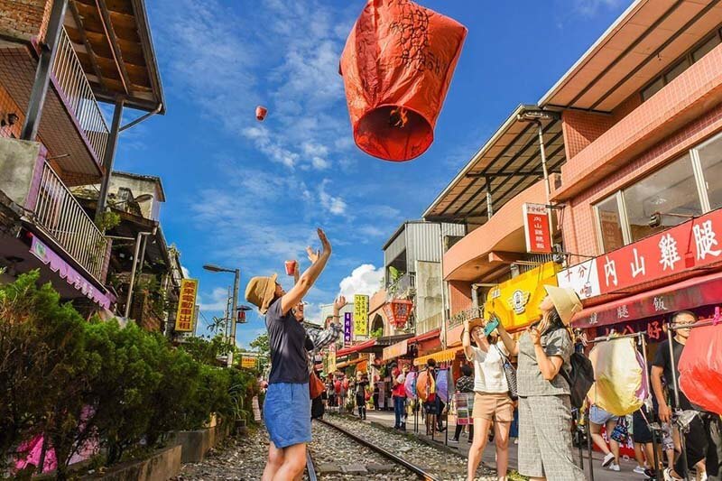 HÀ NỘI- ĐÀI LOAN-CAO HÙNG-ĐÀI TRUNG-ĐÀI BẮC MÙA HOA ANH ĐÀO