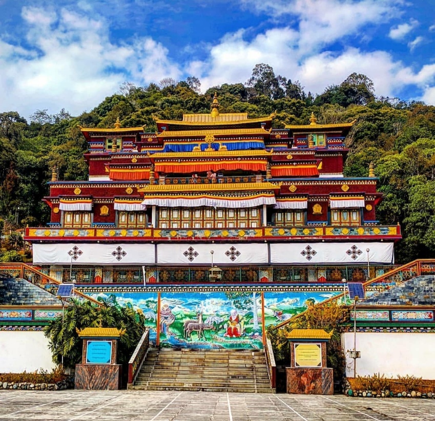 TOUR HÀ NỘI TP HCM -ẤN ĐỘ SIKKIM THIÊN ĐƯỜNG NẰM DƯỚI BẦU TRỜI ĐẦY SAO BÍ ẨN TỰA MÌNH BÊN NHỮNG TU VIỆN LINH THIÊNG TRÊN DÃY HIMALAYA 