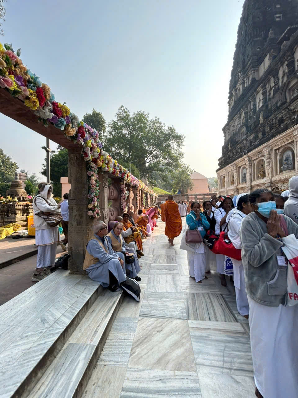 ĐẶT TOUR HÀNH HƯƠNG ẤN ĐỘ - NEPAL 2027 CHIÊM BÁI TỨ ĐỘNG TÂM KHỞI HÀNH TỪ VIỆT NAM HÀ NỘI TP HCM 7 NGÀY 7 ĐÊM DỊCH VỤ 4 SAO 
