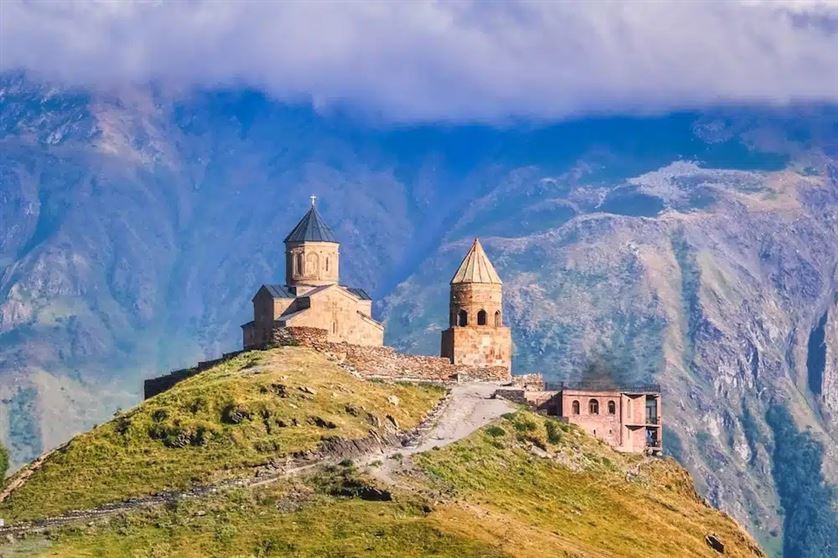 KHÁM PHÁ VÙNG ĐẤT KAVKAZ (CAUCASUS) QUYẾN RŨ QUA HÀNH TRÌNH 2 QUỐC GIA XINH ĐẸP CỔ KÍNH TÂY Á AZERBAIJAN – GEORGIA 8 NGÀY 7 ĐÊM KHỞI HÀNH TỪ HÀ NỘI TP HỒ CHÍ MINH 