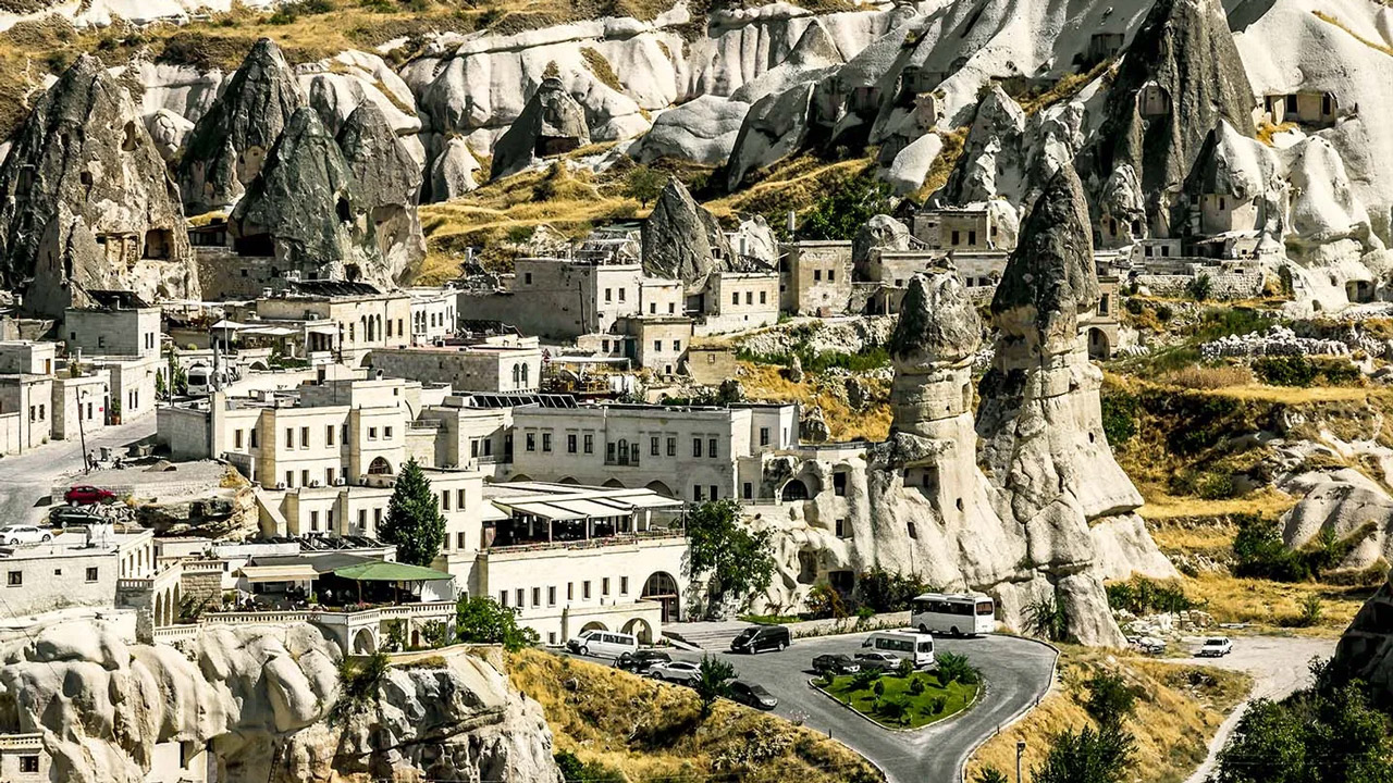 HÀNH TRÌNH CHẠM VÀO NHỮNG CHỨNG TÍCH SỐNG ĐỘNG CỦA LỜI CHÙA TOUR HÀNH HƯƠNG CÔNG GIÁO THỔ NHĨ KỲ 2026 10 NGÀY 9 ĐÊM CÓ CHA ĐI CÙNG DÂNG LỄ KHỞI HÀNH TỪ HÀ NỘI TP HỒ CHÍ MINH