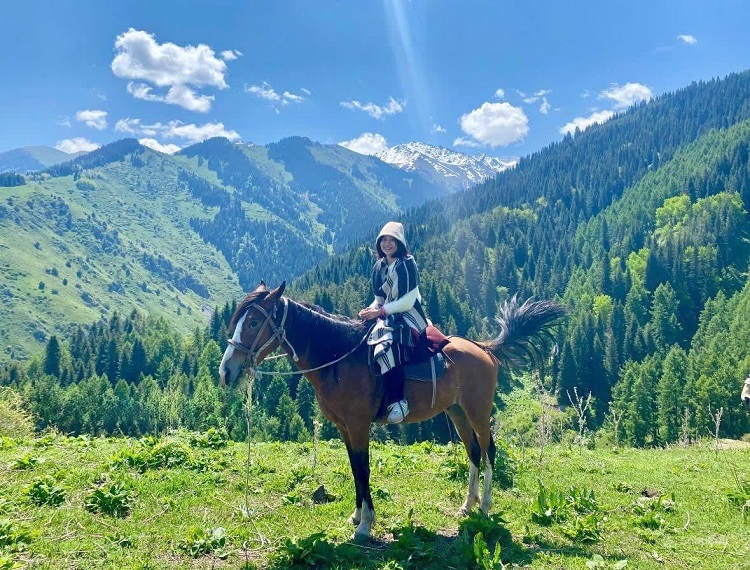 Khám phá Trung Á Kazakhstan- Kyrgyzstan 2026 trung tâm con đường tơ lụa Almaty – hồ Kandy- hồ Kolsai– hẻm núi Skazka - hồ Issyk-Kul nơi thảo nguyên mênh mông kể chuyện 
