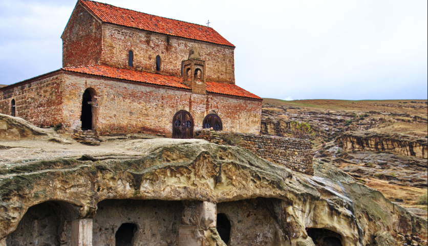 KHÁM PHÁ VÙNG ĐẤT KAVKAZ (CAUCASUS) QUYẾN RŨ QUA HÀNH TRÌNH 2 QUỐC GIA XINH ĐẸP CỔ KÍNH TÂY Á AZERBAIJAN – GEORGIA 8 NGÀY 7 ĐÊM KHỞI HÀNH TỪ HÀ NỘI TP HỒ CHÍ MINH 
