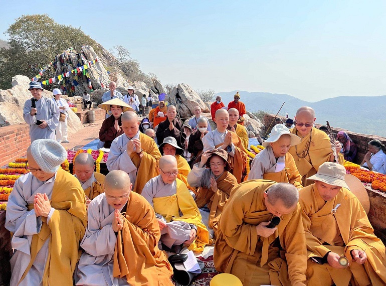 HÀNH TRÌNH BỒ ĐỀ HOA KHAI 2026 ĐẶC BIỆT VỚI QUÝ TĂNG NI PHẬT TỬ TẬP TU CỘI BỒ ĐỀ ĐẠO TRÀNG ẤN ĐỘ BODHGAYA 6N5Đ ĂN CHAY SUỐT TUYẾN KHỞI HÀNH TỪ TP HỒ CHÍ MINH/HÀ NỘI 