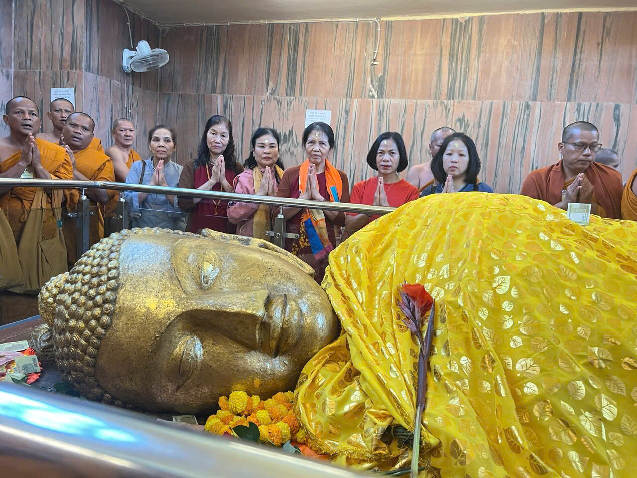 ĐẶT TOUR HÀNH HƯƠNG ẤN ĐỘ - NEPAL CHIÊM BÁI TỨ ĐỘNG TÂM VÀ KHÁM PHÁ DI SẢN BẢN FULL 10 NGÀY 9 ĐÊM GHÉP KHÁCH GIÁ RẺ TỪ HÀ NỘI TP HỒ CHÍ MINH 