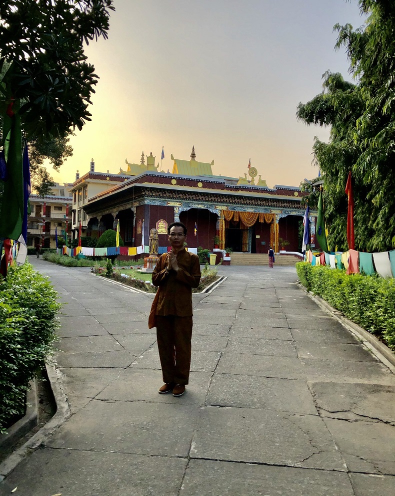 HÀNH TRÌNH VỀ MIỀN ĐẤT PHẬT THIÊNG LIÊNG VÔ LƯỢNG AN LẠC TRONG TOUR HÀNH HƯƠNG ẤN ĐỘ NEPAL 10 NGÀY 10 ĐÊM THAM GIA KHÓA TU VÀ  PHÁP HỘI THỌ TRÌ KINH PHẬT 