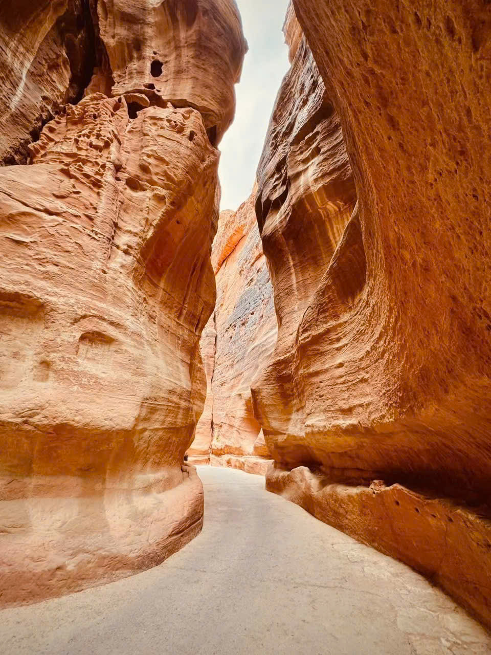 TOUR DU LỊCH LIÊN TUYẾN TRUNG ĐÔNG 2026 OMAN - JORDAN 11 NGÀY 10 ĐÊM HÀNH TRÌNH ĐỘC ĐÁO KHÁM  PHÁ 2 NỀN VĂN MINH CỔ ĐẠI KHỞI HÀNH TỪ HÀ NỘI &TP HỒ CHÍ MINH 