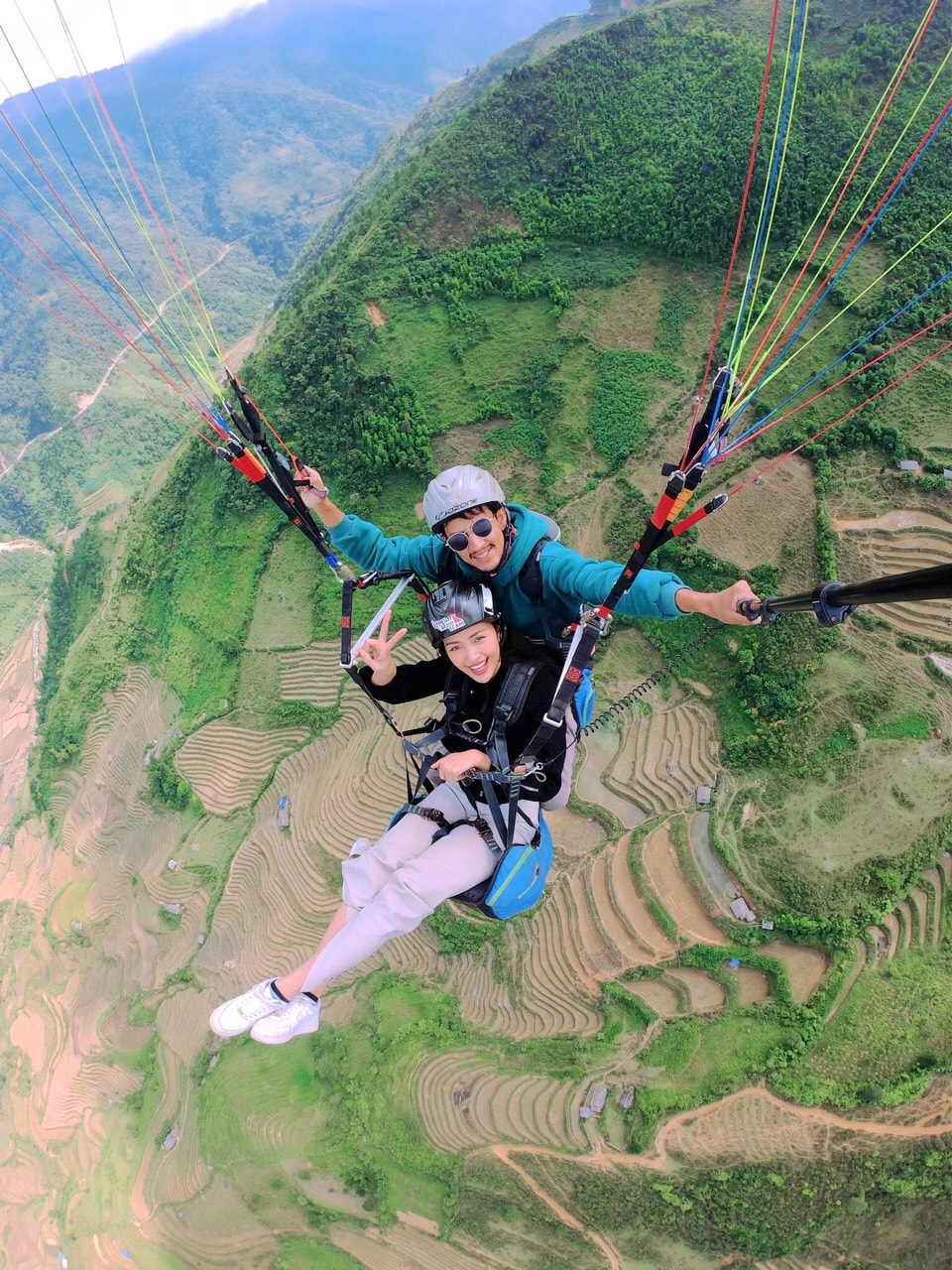 TOUR DU LỊCH HÀ NỘI – HỒ THÁC BÀ - ĐỘNG THỦY TIÊN - KHU SINH THÁI RUBY -  01  NGÀY DU NGOẠN HỒ THÁC BÀ PHIÊU DU TRONG GIÓ NGẮM CẢNH SÁC THIÊN THAI