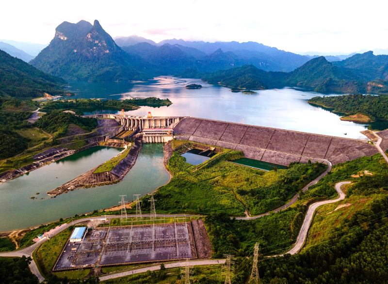 TOUR DU LỊCH TUYÊN QUANG TRUYỀN THỐNG HỒ NA HANG - CÂY ĐA TÂN TRÀO - LÂM BÌNH - CẢM NHẬN HƯƠNG NÚI RỪNG QUA TỪNG CON ĐÈO KHÚC SUỐI