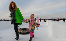 TOUR TRUNG QUỐC MÙA ĐÔNG (MÙA NOEL ) 2026 CÁP NHĨ TÂN –YABULI -  LÀNG TUYẾT HƯƠNG – TRANG VIÊN VOLGA  06 NGÀY 05 ĐÊM KHỞI HÀNH TỪ HÀ NỘI TP HỒ CHÍ MINH 