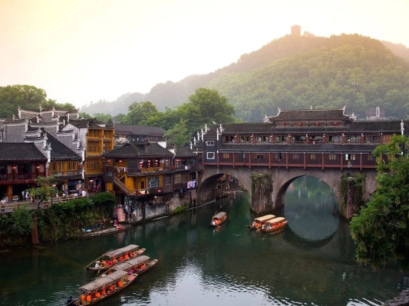 Tour Quảng Tây Trung Quốc 2026 bằng đường bộ và tàu cao tốc Hà Nội - Hữu Nghị Quan - Nam Ninh –Quế Lâm- Dương Sóc- 5 ngày 4 đêm 