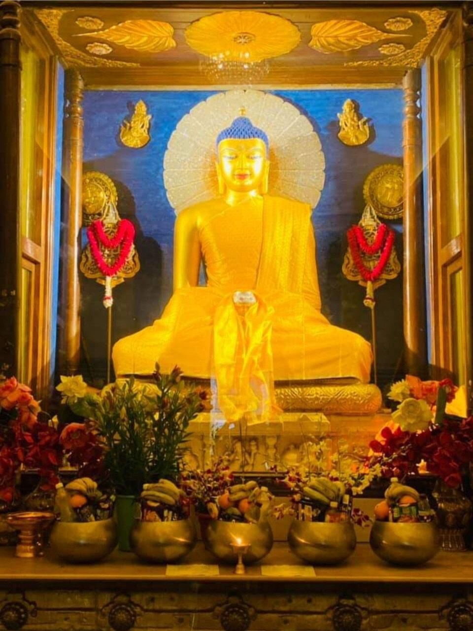 HÀNH HƯƠNG VỀ MIỀN ĐẤT PHẬT ẤN ĐỘ - NEPAL  7 NGÀY 6 ĐÊM NHẬN KHÁCH TỪ TP.HCM & HÀ NỘI TOUR TRỢ GIÁ CHO TĂNG NI PHẬT TỬ TẬP TU BỒ ĐỀ ĐẠO TRÀNG