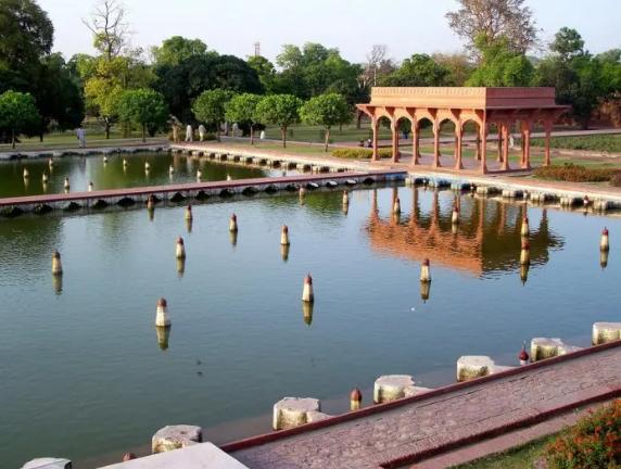 TOUR KASHMIR VÙNG ĐẤT ĐỊA ĐÀNG ẤN ĐỘ  7 NGÀY 6 ĐÊM TỪ HÀ NỘI VÀ TP HỒ CHÍ MINH DELHI – SRINAGAR – VƯỜN SHALIMAR – ĐỒI SONAMARG – PAHALGAM – SÔNG BĂNG THAJIWAS 